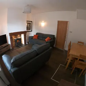Holiday home Albert Cottage